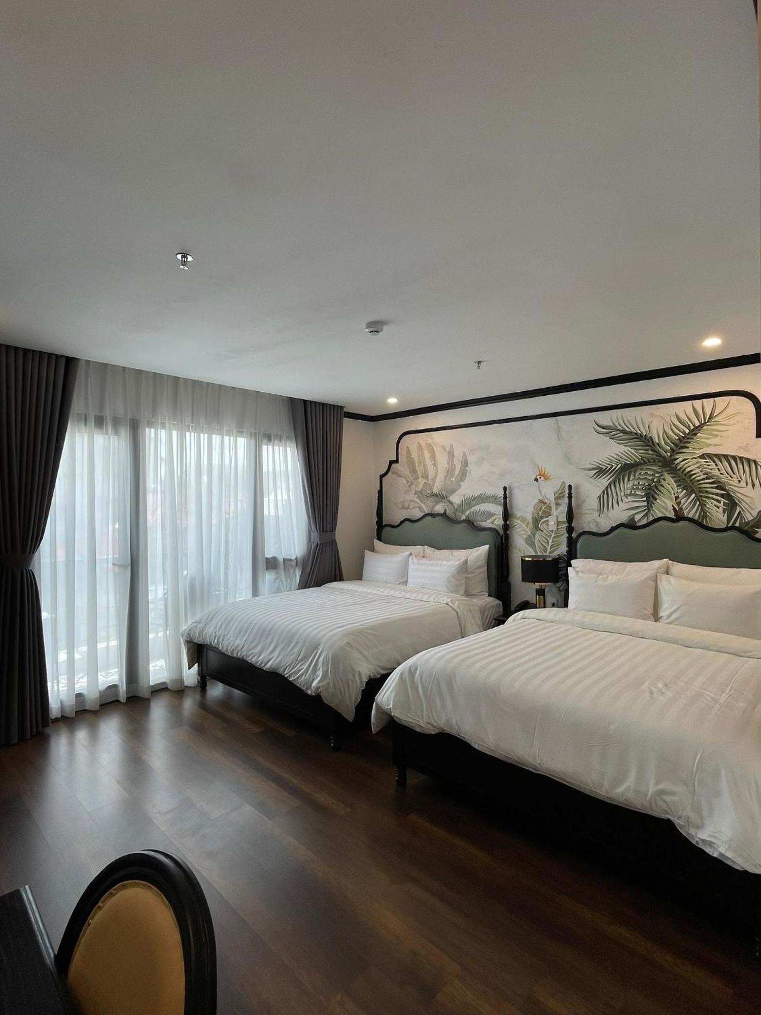 Aquarius Premium Hotel Hanoi Exterior photo
