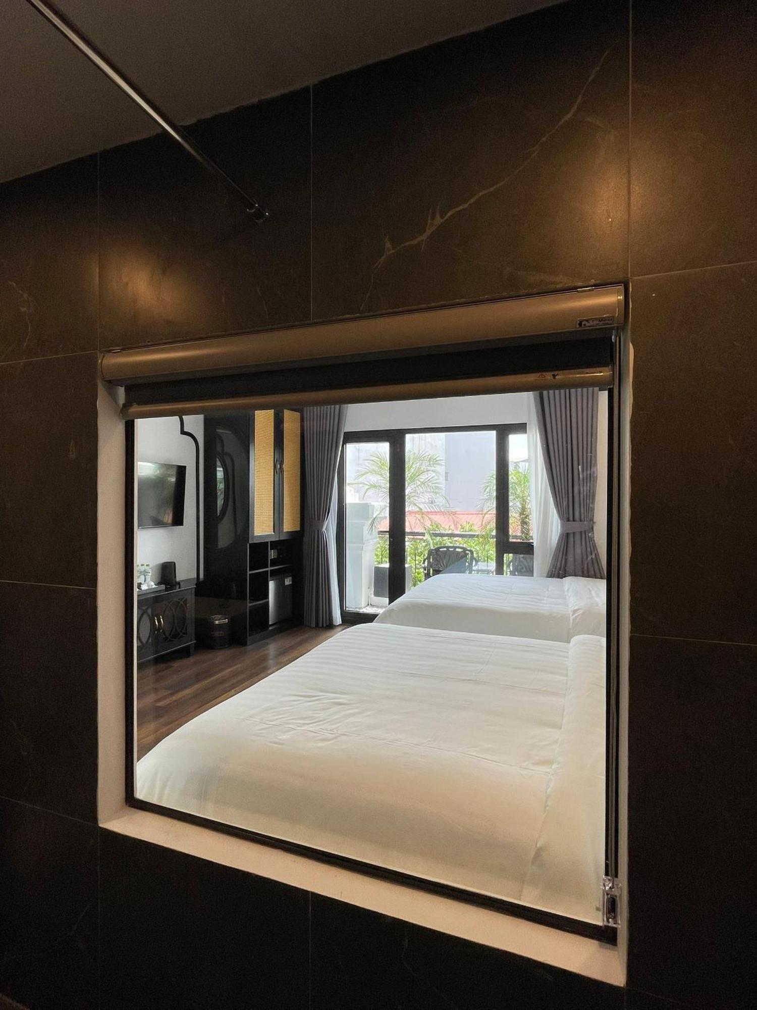 Aquarius Premium Hotel Hanoi Exterior photo